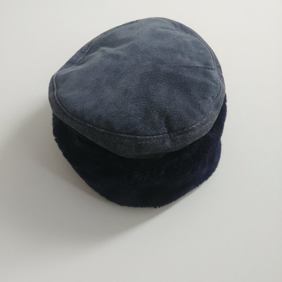 Blue suede and faux fur winter hat - Picture 2 of 12